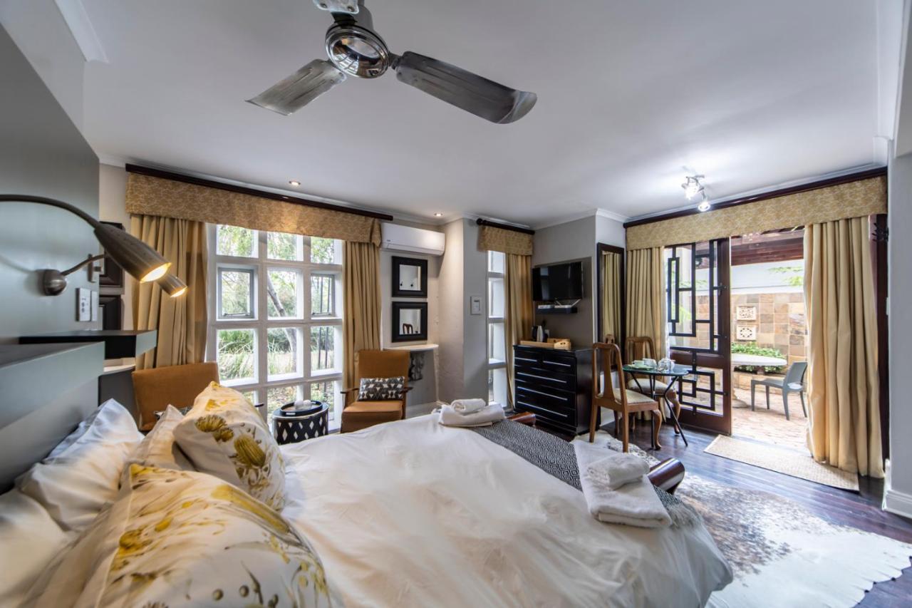 Craigivar Guesthouse พริทอเรีย ภายนอก รูปภาพ
