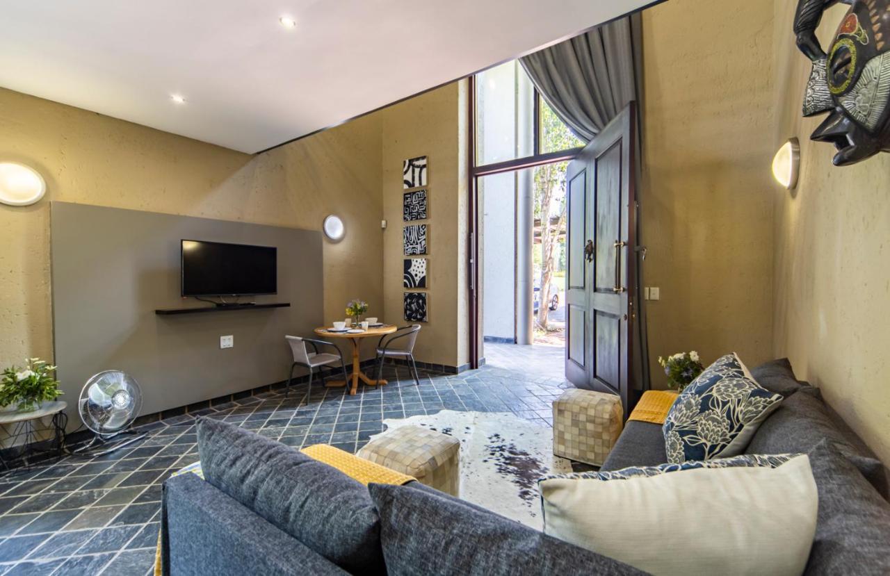 Craigivar Guesthouse พริทอเรีย ภายนอก รูปภาพ